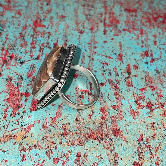 Agate Ring - Picture 3 of 12